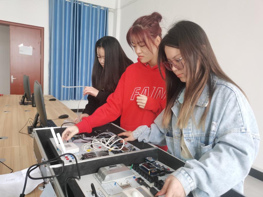 球速体育稳定线路