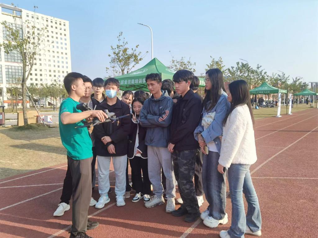 球速体育超级联赛图片